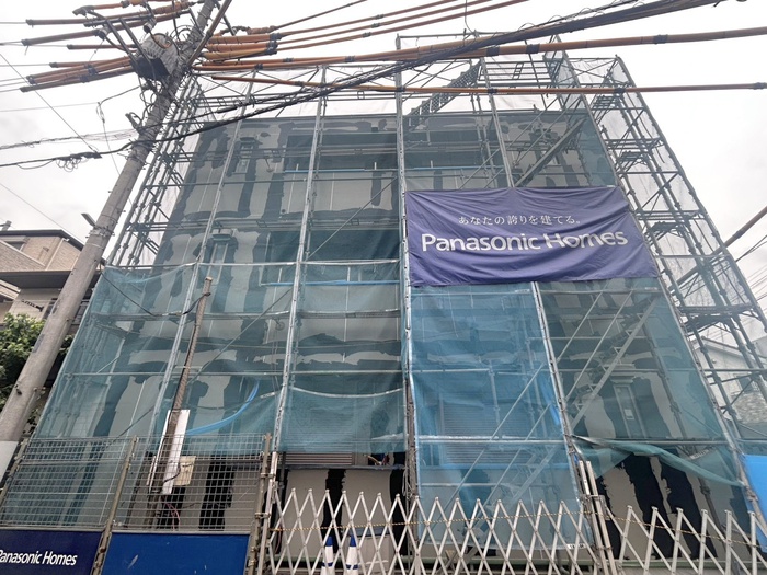 建物外観　建築中