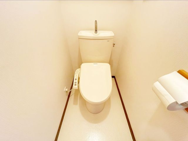 トイレ　写真他部屋参照