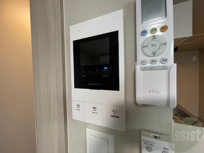 セキュリティ　ＴＶモニター付インターホンです。来客者の顔が見えるので安心！