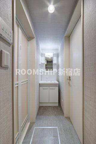 洗面設備　同仕様写真
