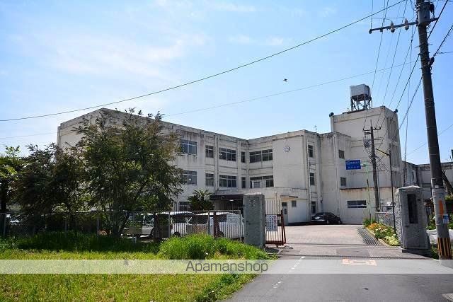 中学校　行橋市立　泉中学校（中学校）まで850m