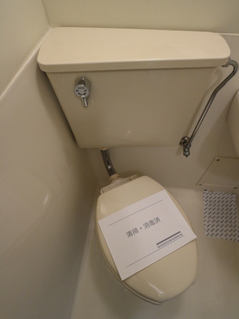 トイレ　※写真は他号室です