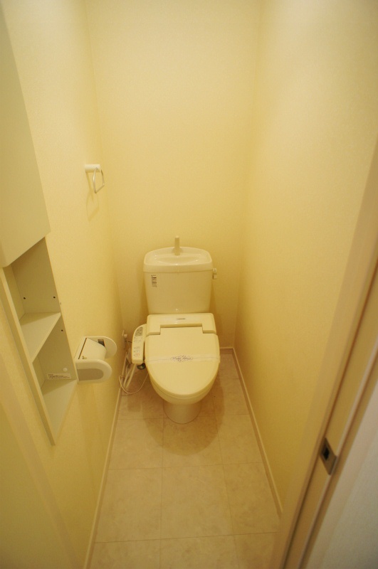トイレ　落ち着いたトイレです