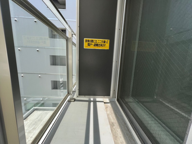 バルコニー　バルコニーです。洗濯物を干したり一息ついたりできますね！