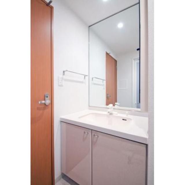 洗面設備　写真は同タイプ住居です