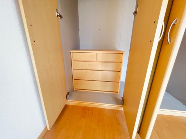 玄関　チェスト