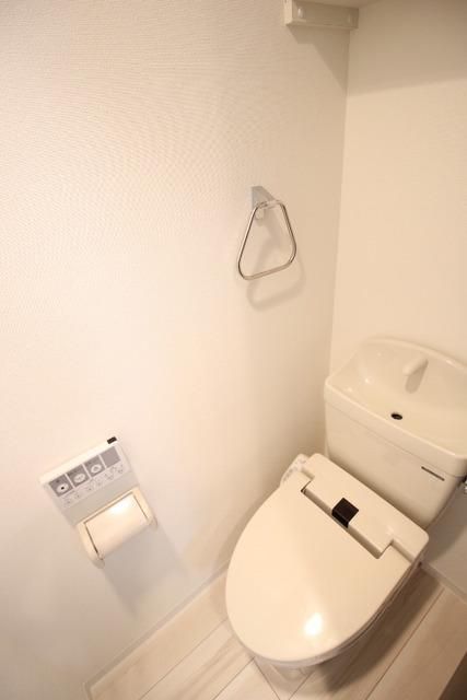 トイレ　ウォシュレット