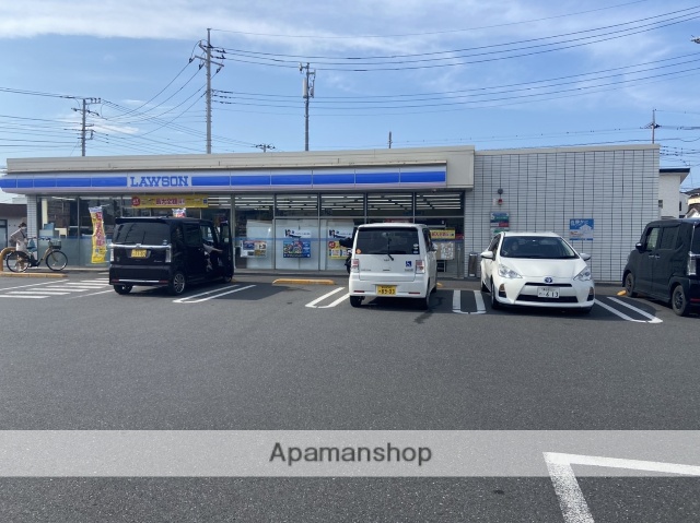 コンビニ　ローソン草加長栄二丁目店（コンビニ）まで722m