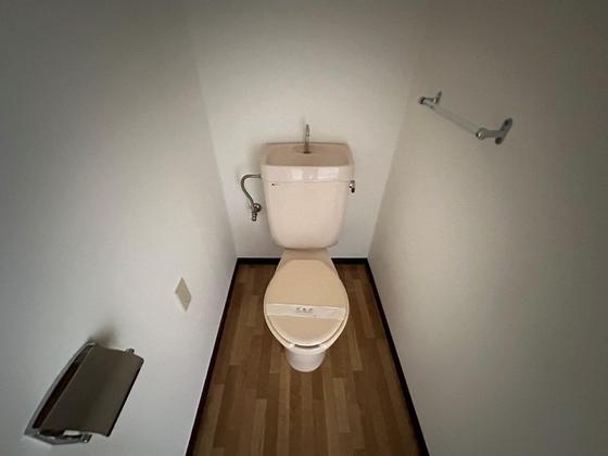 トイレ　※別部屋の写真です
