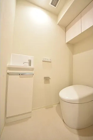 トイレ　※別部屋の参考写真です。