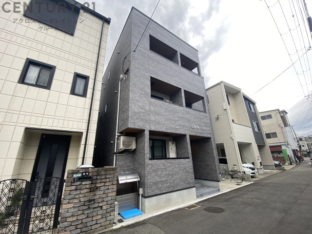建物外観　安心のオートロック付き♪