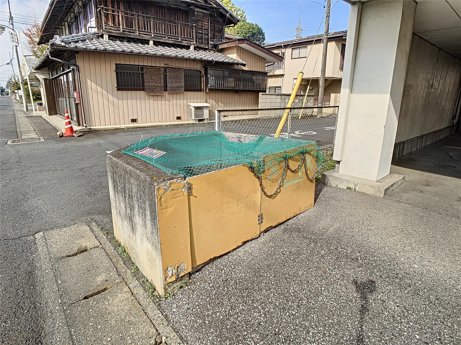 その他共有部分　ゴミステーションは敷地内にあり！