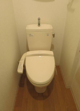 トイレ　ゆったりとした空間のトイレです
