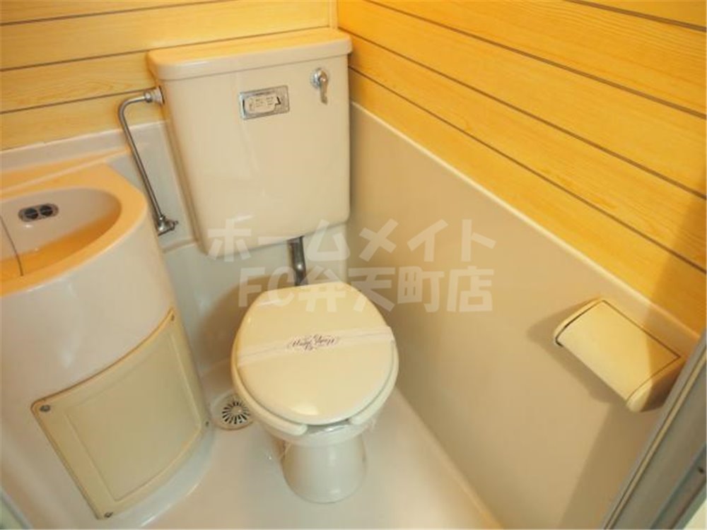 トイレ　シンプルで使いやすいトイレです