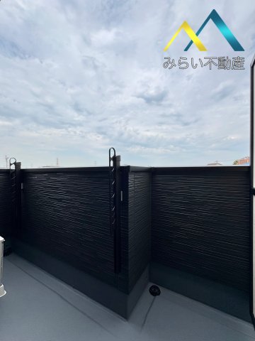 バルコニー　自社撮影写真