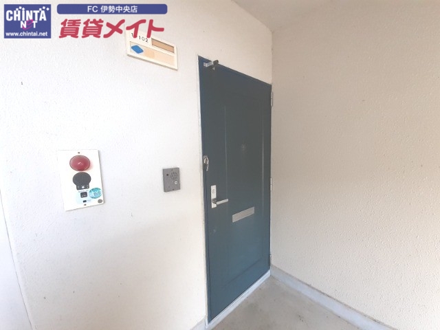 セキュリティ　同型参考写真