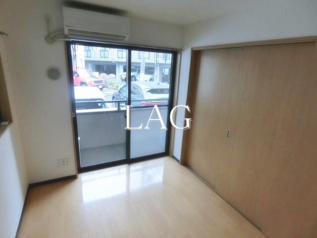 居室・リビング　洋室のお部屋です。