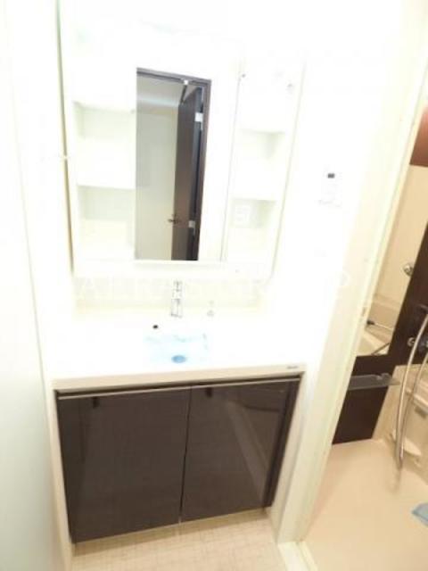 洗面設備　同仕様