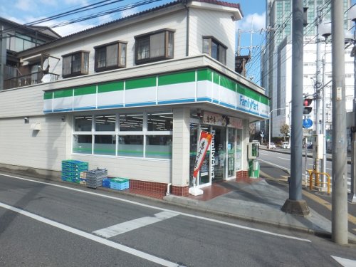コンビニ　ファミリーマート おおくぼ津田沼店（コンビニ）まで578m