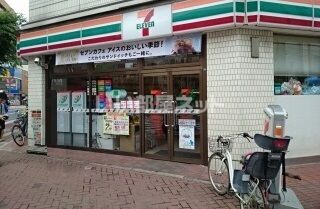 コンビニ　セブンイレブン 浦和駅西口店（コンビニ）まで808m