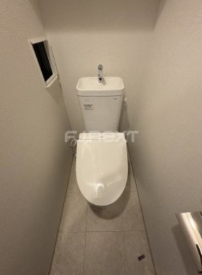 トイレ　ゆったりとした空間のトイレです