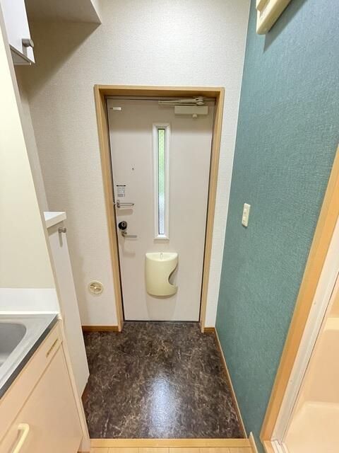 玄関　すっきりシンプルな玄関スペースです！