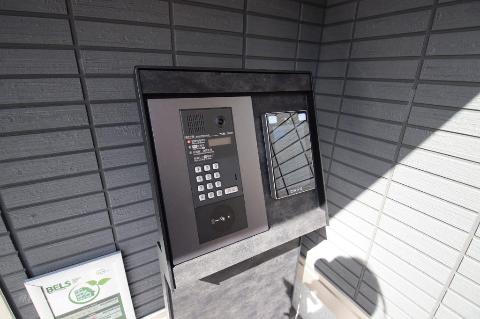 セキュリティ　オートロック完備
