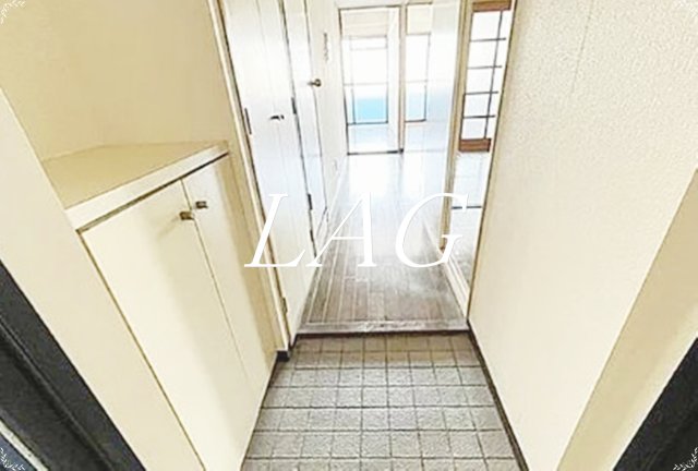 玄関　玄関です。