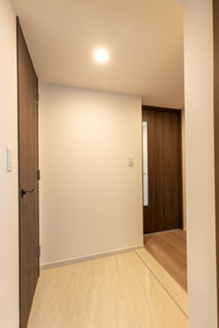 玄関　※写真は同タイプ住戸です。