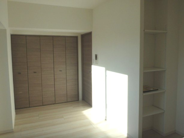 収納　※別部屋の参考写真です。