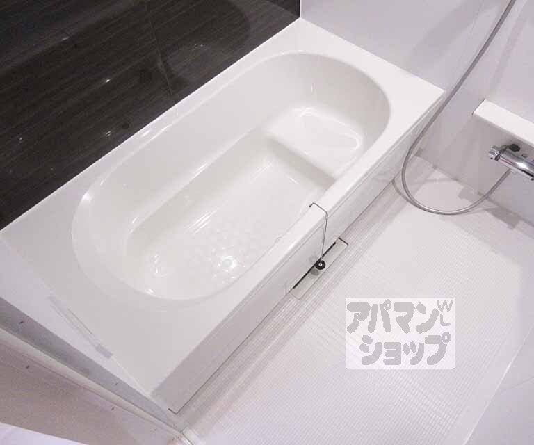 バス・シャワールーム　きれいなお風呂です