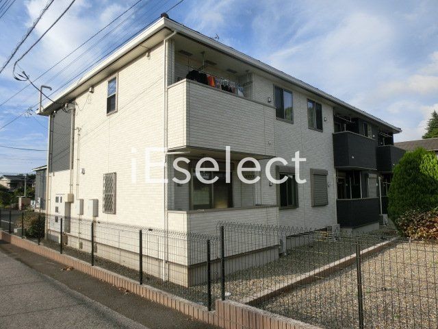 建物外観　2年毎の更新料が不要で経済的です
