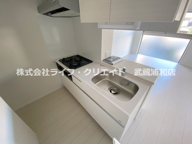 ＪＲ埼京線 武蔵浦和駅 徒歩13分 3階建 築6年のキッチン写真