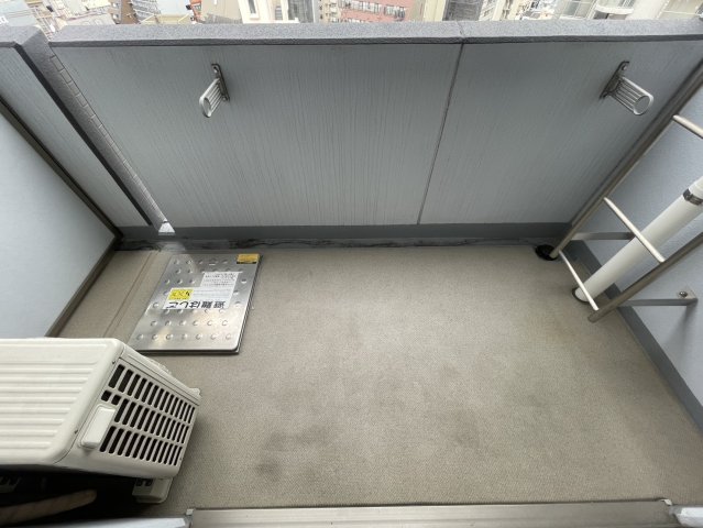 バルコニー　同物件別部屋写真