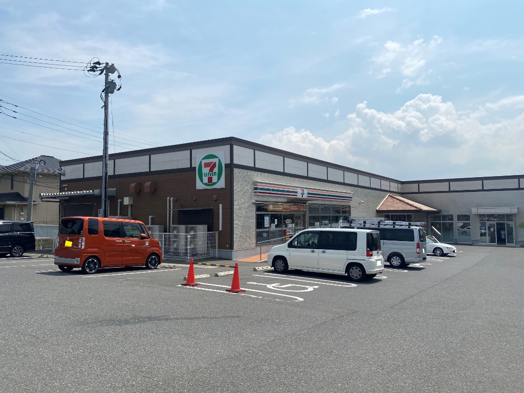コンビニ　セブンイレブン 小倉にれの木坂店（コンビニ）まで432m