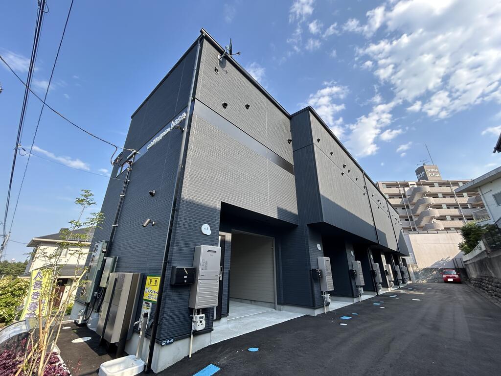 ソレイユ八木山BASE