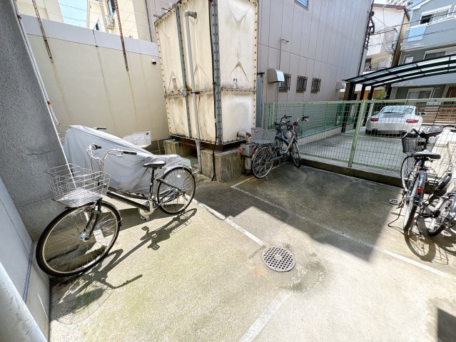 イズミパート10の外観写真
