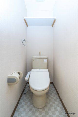 トイレ　暖房便座です