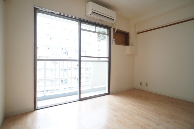居室・リビング　別部屋参考写真