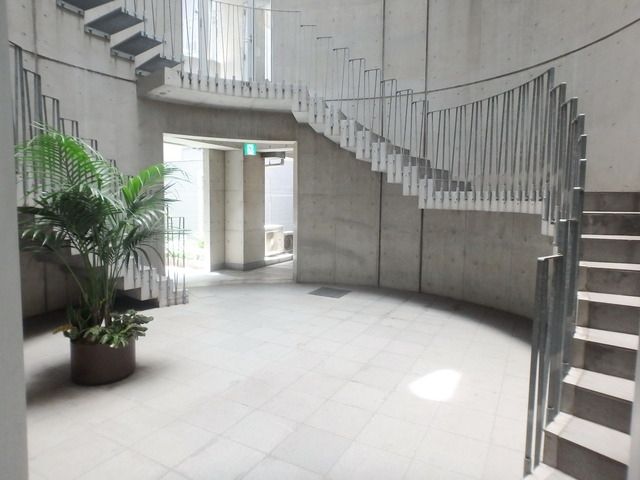 ロビー