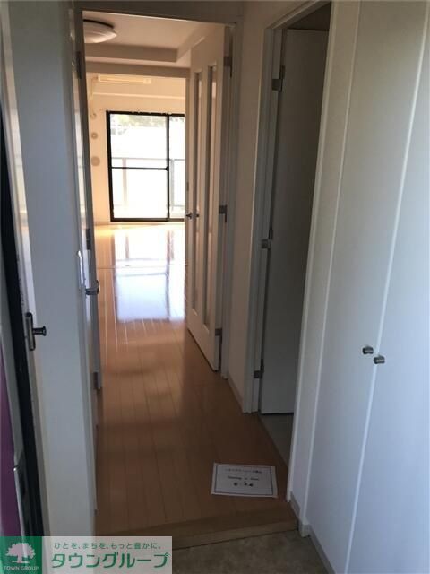 玄関　★お部屋探しは株式会社タウンハウジング東京まで★