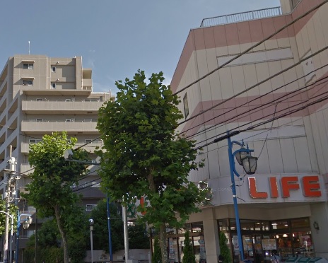 スーパー　ライフ　新大塚店（スーパー）まで184m