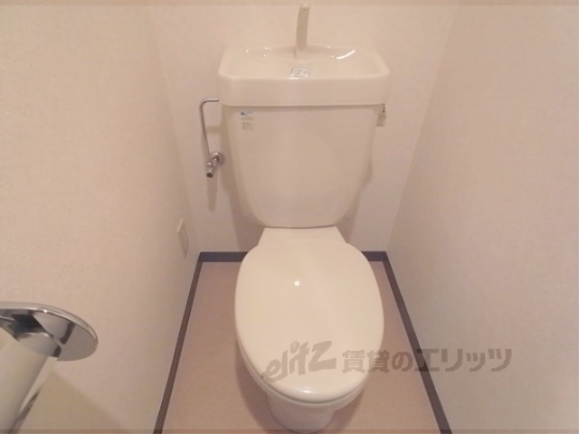 プレサンス京大南208のトイレ写真
