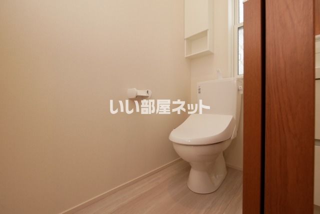 南海高野線 堺東駅 徒歩5分 2階建 築3年のトイレ写真