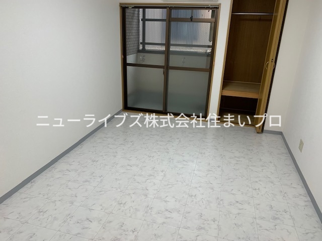 エムアンドエムタチバナの居間写真