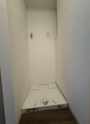 その他設備　室内洗濯機置き場。