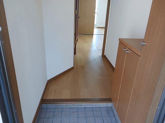 ドミールK3の玄関写真