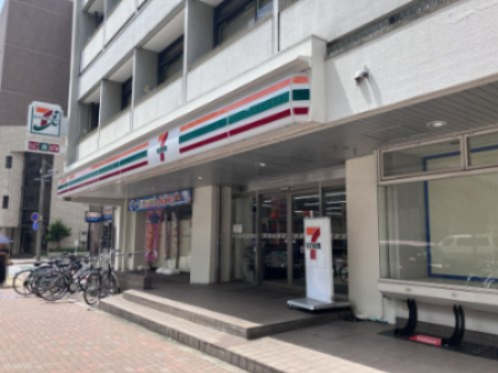 コンビニ　セブンイレブン 名古屋栄2丁目店（コンビニ）まで185m