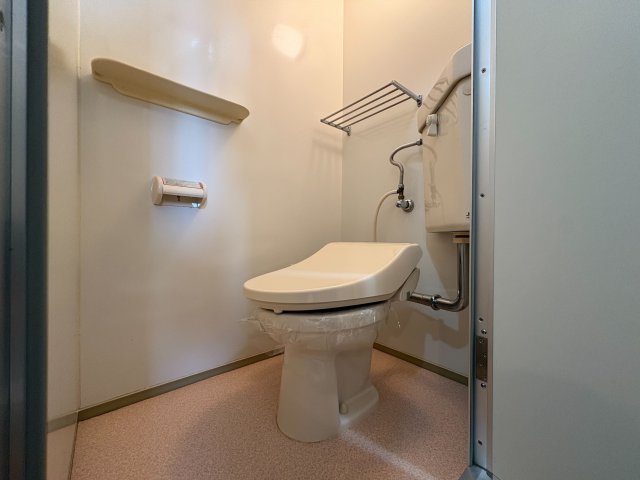 トイレ　トイレもきれいです
