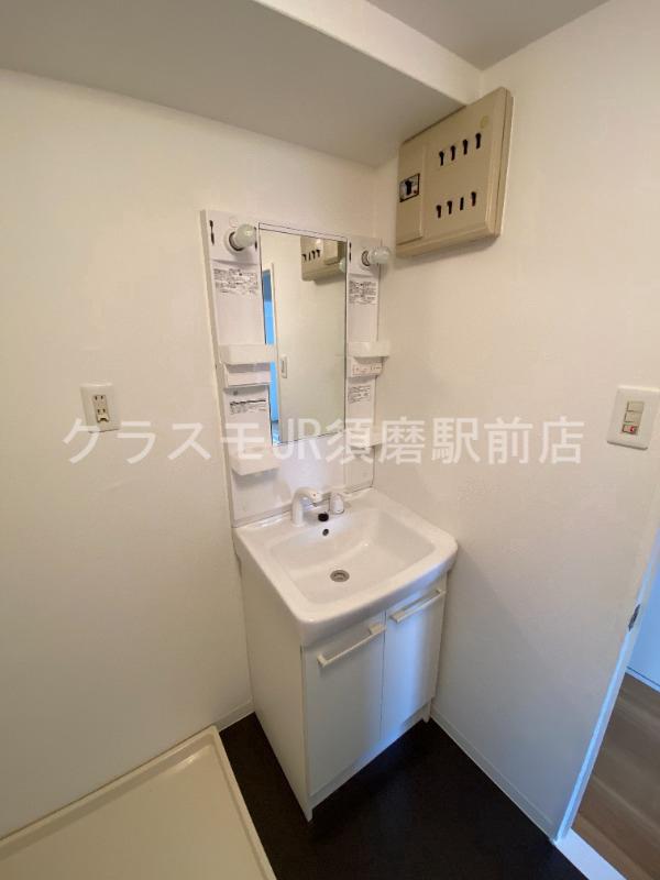 洗面設備　あなたの一日はこのオシャレな空間からはじまります。